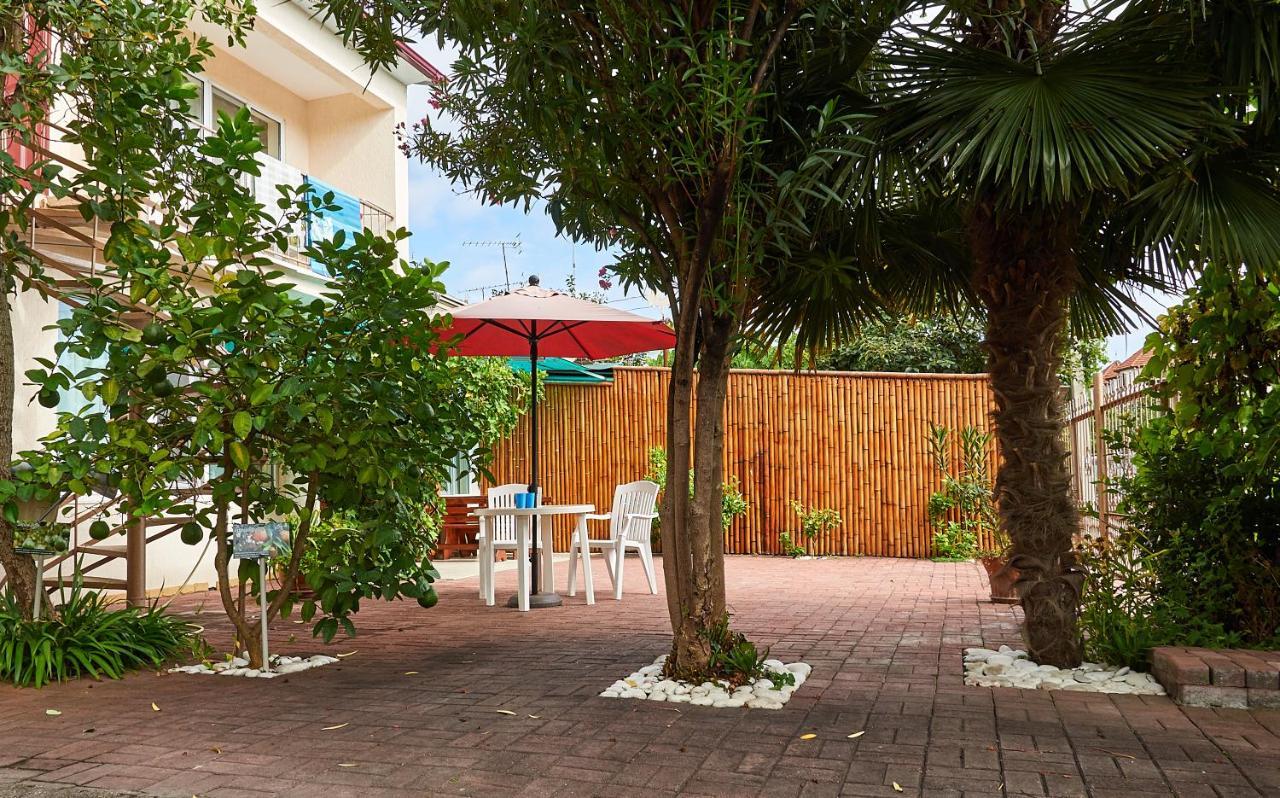 Marco Club Hotel Gagra Kültér fotó